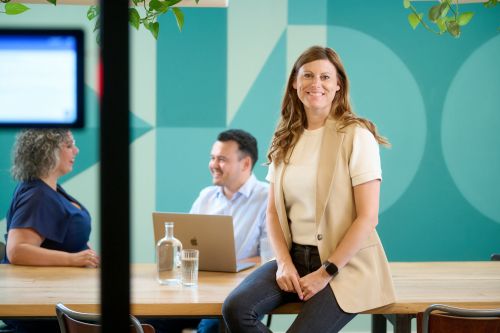 Wellnessprogramma opzetten voor werkgeluk en productiviteit in de werkomgeving.