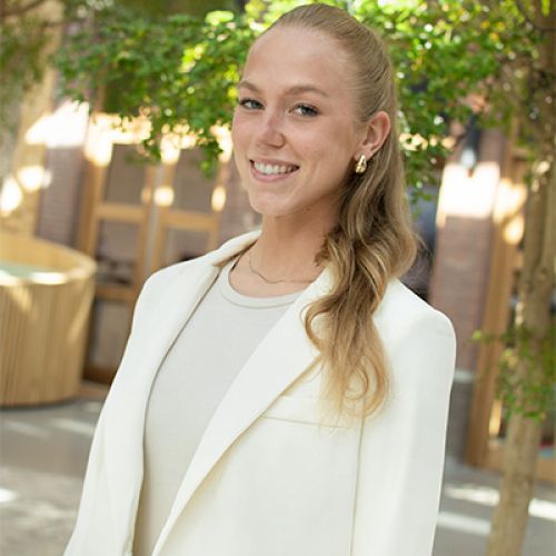 Renée Knapen